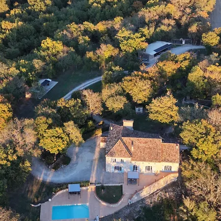 Domaine De Pierre Blanche Pern