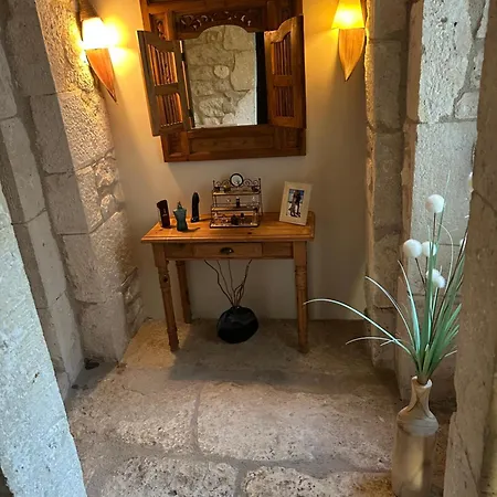 Gæstehus Domaine De Pierre Blanche Pern