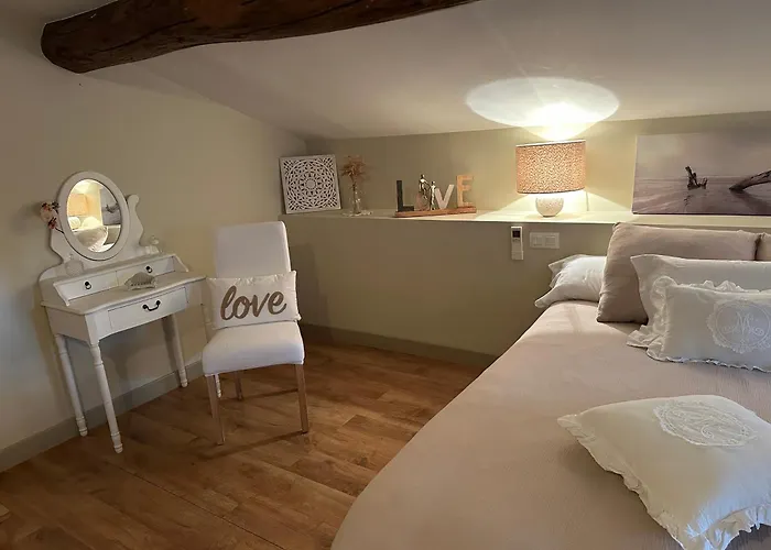 Pensión Domaine De Pierre Blanche Pern