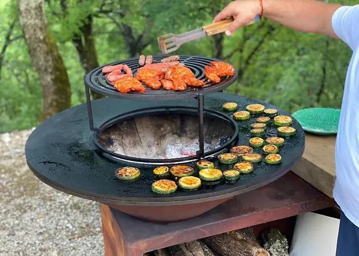 Domaine De Pierre Blanche ゲストハウス Pern