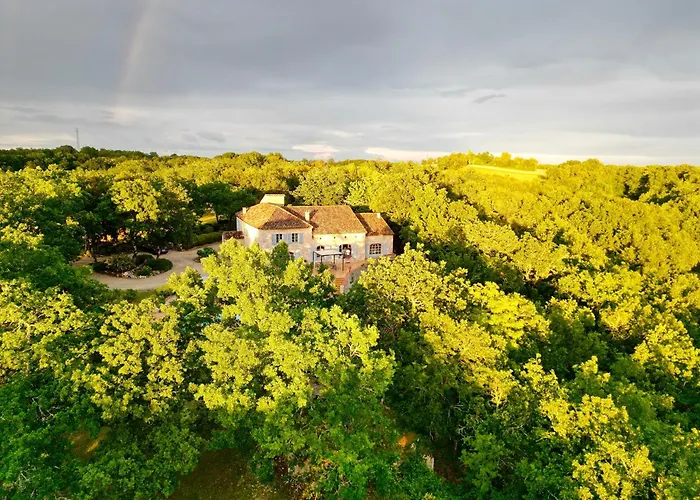 Domaine De Pierre Blanche ゲストハウス